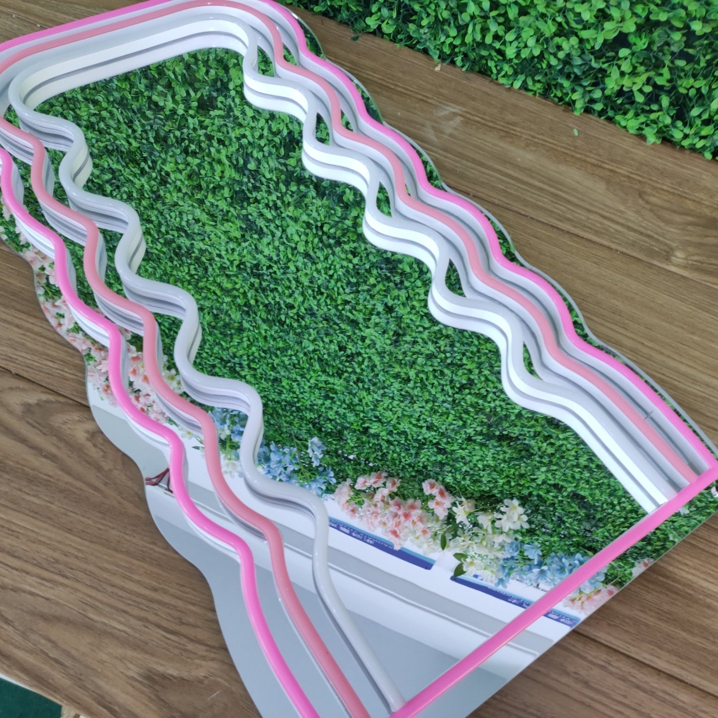 Led neon sign - Led neon bord - op maat gemaakt - custom - meerdere kleuren - mirror(s) - spiegel led neon sign